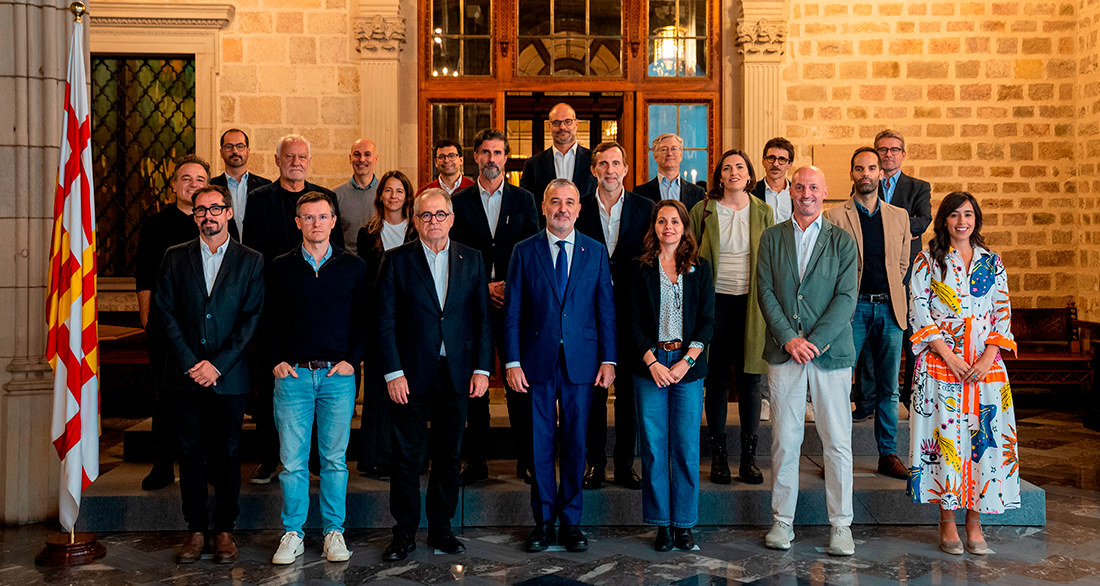 Meeting the Mayor of Barcelona to strengthen the impact economy